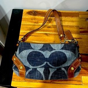 Vintage jean Coach purse